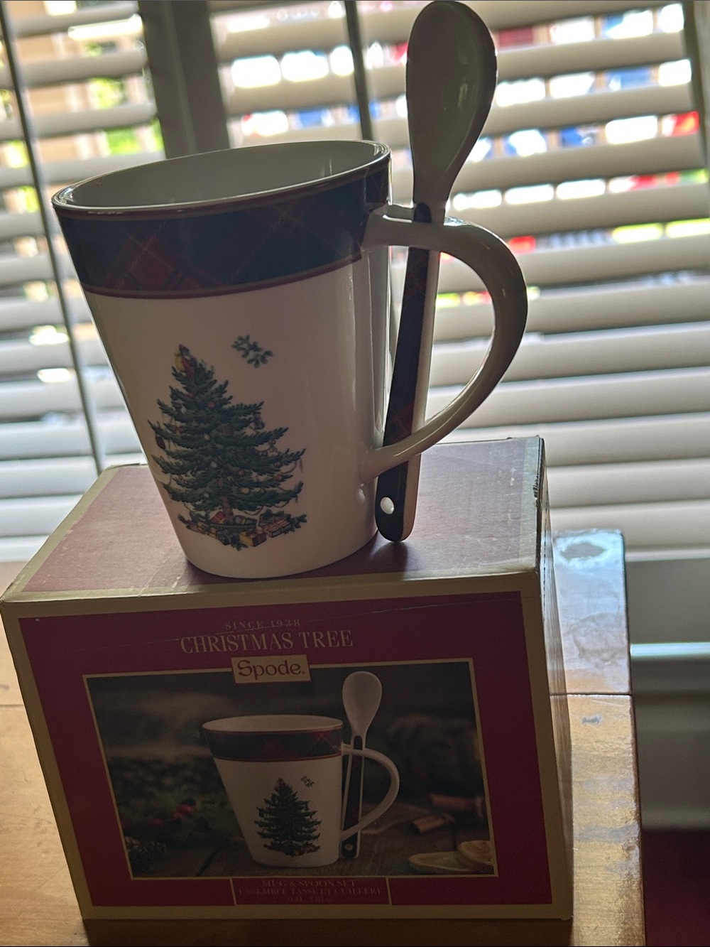 Spode Christmas Tree Ceramic Mug with Spoon - White, Green, Red